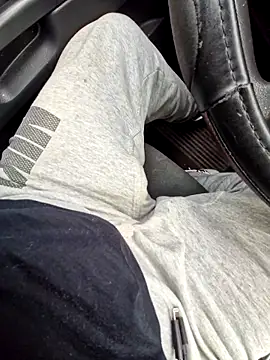 Snapshot of Djemi_7 chatting on 02/25/26, 09:19 Djemi 7 online show from 02/25/26, 09:19