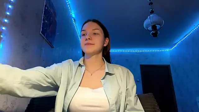 Beauty miIa online show from 11/14/25, 04:38