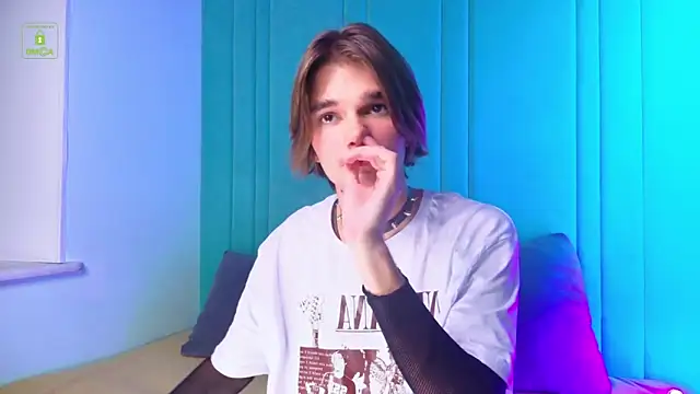 DavidLeatherhofff online show from 11/01/25, 03:58