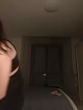 Vaneseda online show from 11/12/25, 06:08