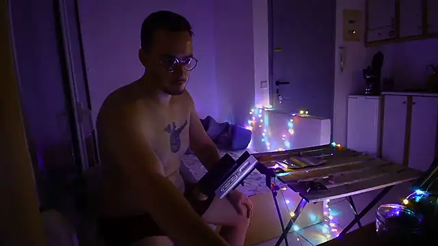 Snapshot of VenyxTrend chatting on 11/11/25, 07:25 VenyxTrend online show from 11/11/25, 07:25