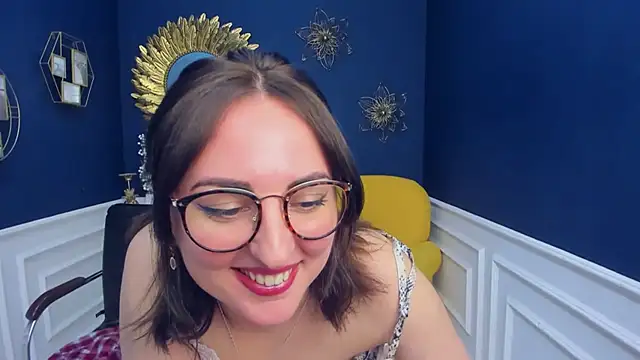 NoraSimons online show from 05/05/26, 12:46