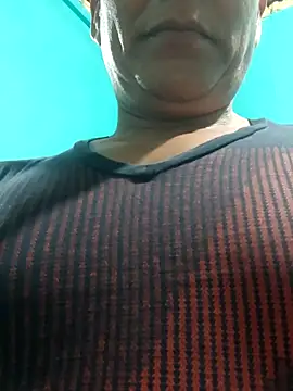 Snapshot of Vegueta79 chatting on 05/15/26, 12:17 Vegueta79 online show from 05/15/26, 12:17