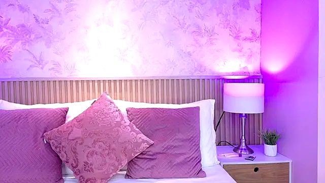 AdelineJhones online show from 11/03/25, 01:56