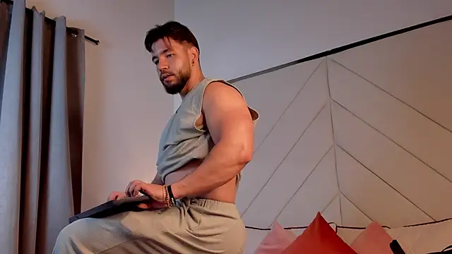 JACKSON STIFLER online show from 04/16/26, 03:13