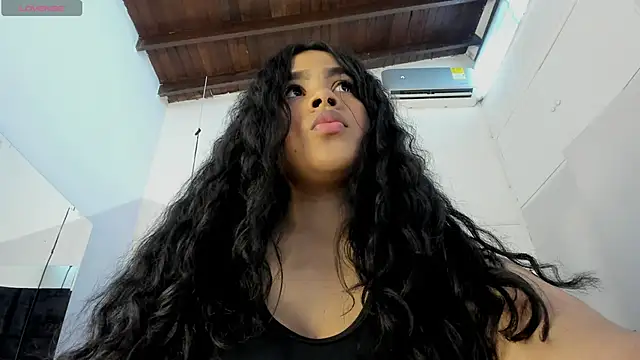 EmmadaSilva online show from 03/05/26, 07:54