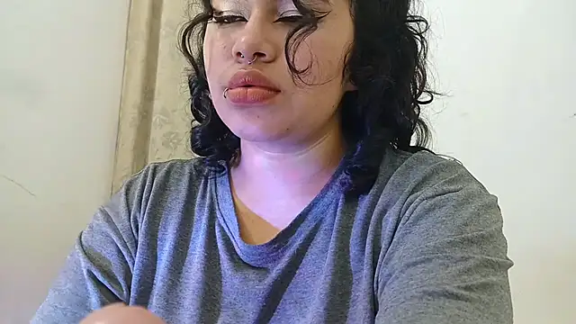 Magic Alicee  online show from 11/13/25, 04:00