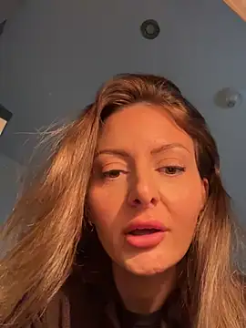 Lovelavender  online show from 05/11/26, 12:33