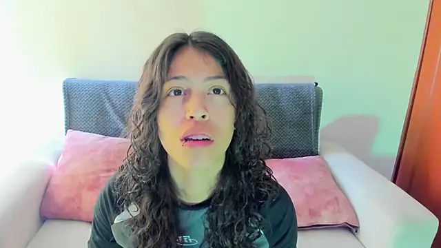 emily jonessxx online show from 11/11/25, 07:03