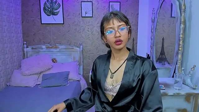 Snapshot of Noa_clk chatting on 10/22/25, 03:40 Noa clk online show from 10/22/25, 03:40