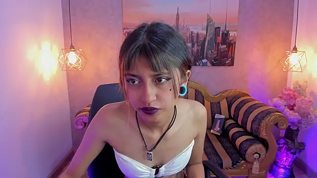 Snapshot of Noa_clk chatting on 11/08/25, 04:23 Noa clk online show from 11/08/25, 04:23