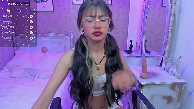 Snapshot of Noa_clk chatting on 11/29/25, 04:15 Noa clk online show from 11/29/25, 04:15