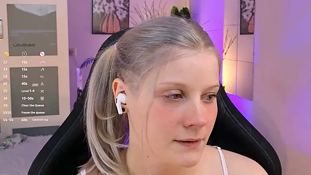 ShineJoan online show from 11/21/25, 09:46