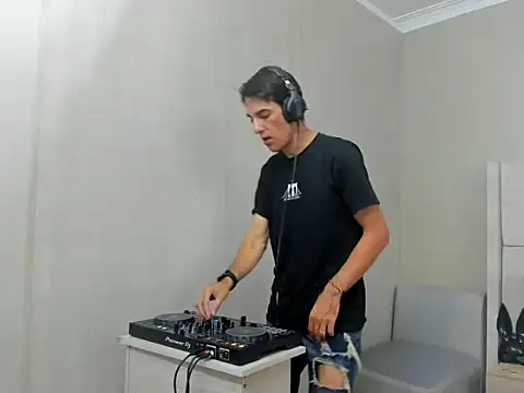 jupiter 333 online show from 11/24/25, 05:56