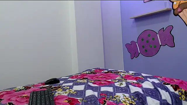 katty18love18 online show from 11/16/25, 12:49