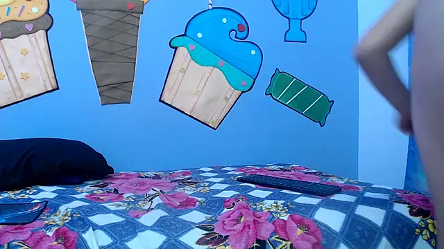 katty18love18 online show from 12/14/25, 01:22