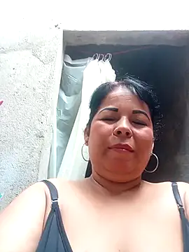 mother2-divorced online show from 11/21/25, 01:32