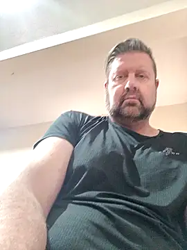 Snapshot of casalgulosoo chatting on 10/22/25, 07:46 casalgulosoo online show from 10/22/25, 07:46