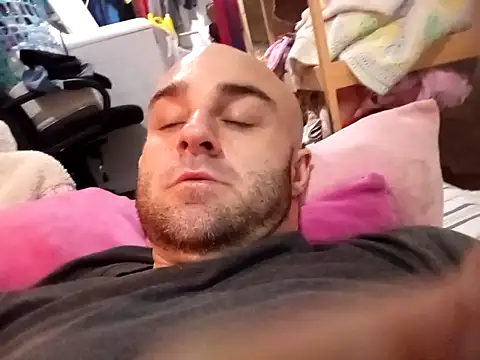 BulbasaurIsmettv online show from 01/18/26, 06:17