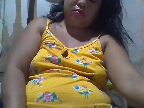 Snapshot of xxmysweetpinayy69 chatting on 05/04/26, 11:45 xxmysweetpinayy69 online show from 05/04/26, 11:45