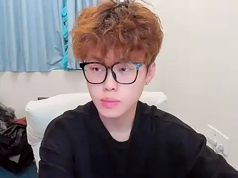 L1kuto online show from 11/02/25, 03:36