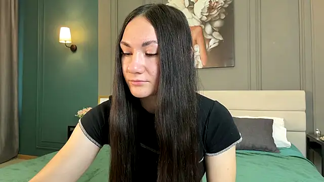 Adele Shy online show from 10/28/25, 02:04