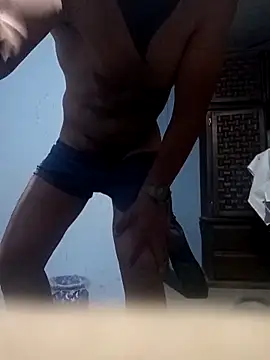 Chilechato online show from 04/20/26, 07:33