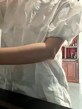 Emily-y online show from 12/04/25, 03:27