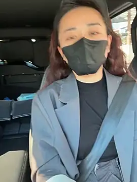 Snapshot of vivi-tara chatting on 11/20/25, 06:57 vivi-tara online show from 11/20/25, 06:57