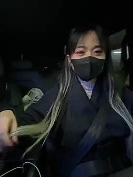 Snapshot of vivi-tara chatting on 11/30/25, 11:03 vivi-tara online show from 11/30/25, 11:03