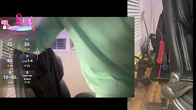 andrenoma427 online show from 10/26/25, 03:56