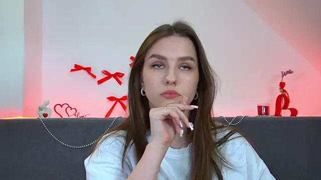 AliceAtkins online show from 06/06/26, 06:18