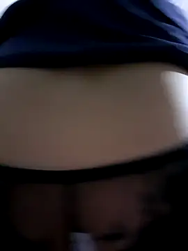 YennyeLa online show from 11/22/25, 12:31