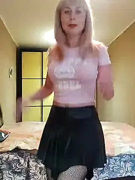 SelinaLovqx online show from 11/09/25, 09:07