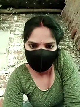 Shreya-750 online show from 02/17/26, 01:57