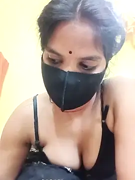 Shreya-750 online show from 03/29/26, 03:56