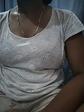 Snapshot of Ezabelljohn chatting on 06/29/26, 07:47 Ezabelljohn online show from 06/29/26, 07:47