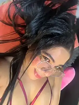 MelissaHex online show from 11/21/25, 12:15