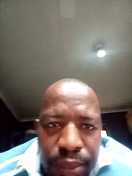 Snapshot of Mypunanibig chatting on 11/17/25, 03:40 Mypunanibig online show from 11/17/25, 03:40