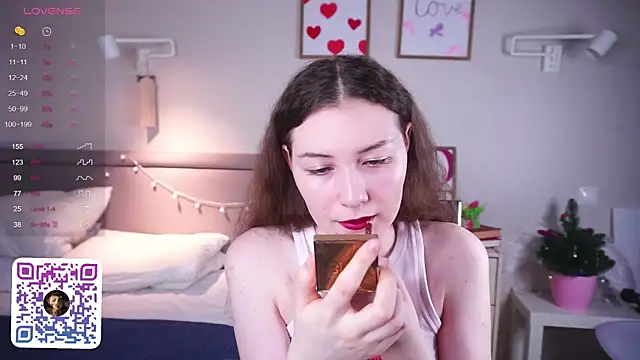 MegganKinson online show from 03/04/26, 05:13