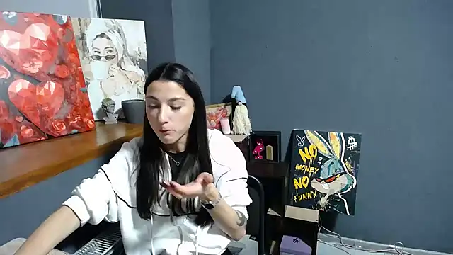 a alessia online show from 10/23/25, 01:10