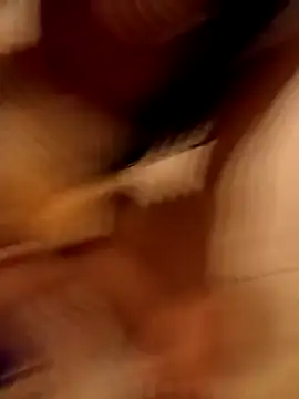 Snapshot of Prettahsantos29 chatting on 10/22/25, 04:29 Prettahsantos29 online show from 10/22/25, 04:29