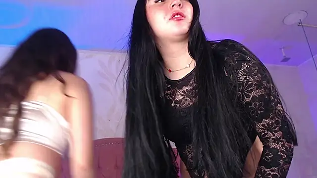 Emmy Palacios online show from 12/20/25, 11:50