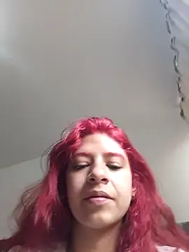 Lunatemptress4 online show from 12/05/25, 12:03