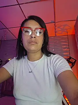 Roxanne Han online show from 02/21/26, 11:44