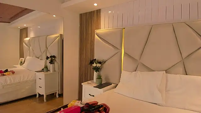 SweetKata  online show from 02/11/26, 07:19