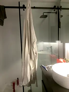 elliepixie online show from 11/05/25, 05:13