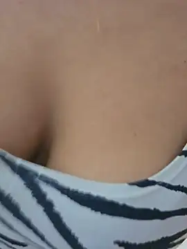 Snapshot of Sexy-girl chatting on 07/16/26, 10:43 Sexy-girl online show from 07/16/26, 10:43