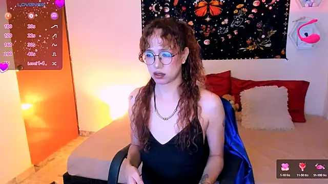 AdelineEsposito online show from 11/22/25, 07:24