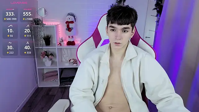 YamiTwink online show from 12/19/25, 09:33